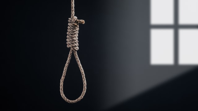 Pria di Bandung Gantung Diri, Diduga Terjerat Pinjol dan Judi Online