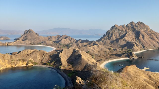 4-pesona-labuan-bajo-yang-bikin-semakin-cinta-indonesia