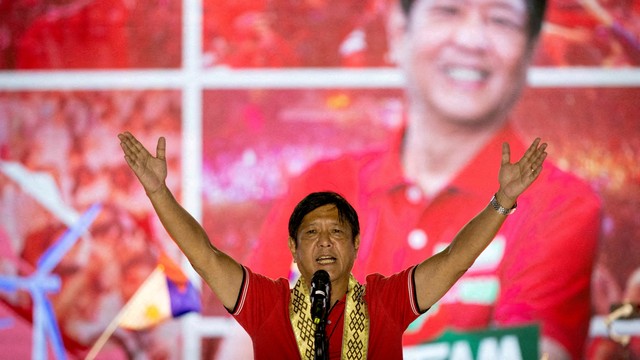 Presiden Baru Filipina Siap Hadapi Gangguan dari China di LCS