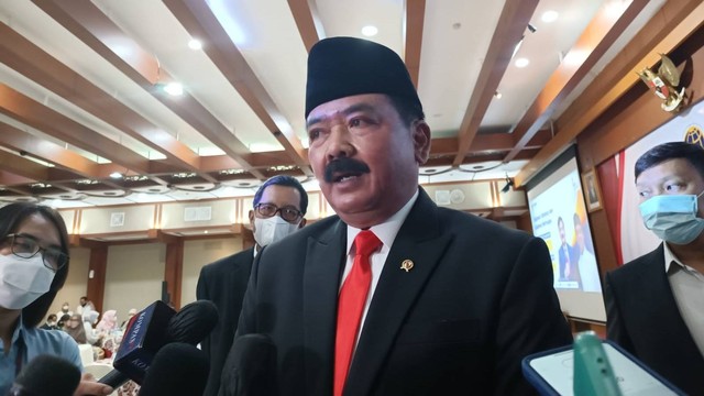 direktur-ipo-seharusnya-bukan-reshuffle-menteri-atr-tapi-perkuat-kementerian