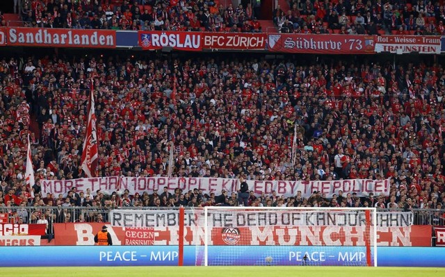 Fan Bayern Muenchen Bentangkan Spanduk Menohok soal Tragedi Kanjuruhan, Apa Itu?