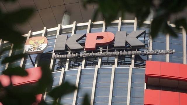 Siap-siap, Penyidik KPK Bergerak ke Kediaman Gubernur Papua Lukas Enembe