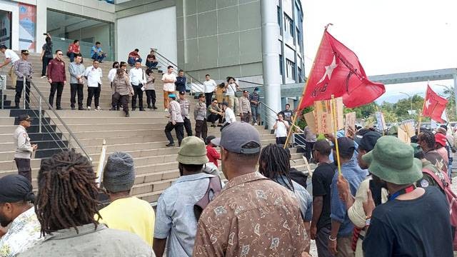 KNPB Desak DPRD Tarik Militer Indonesia dari West Papua