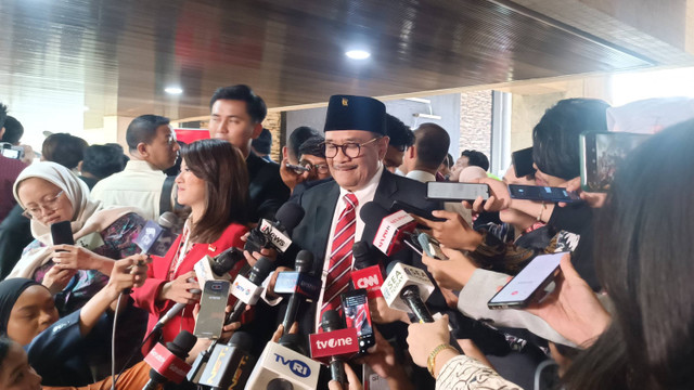 Drama Anies dan PDIP Jelang Pendaftaran Pilgub Jakarta
