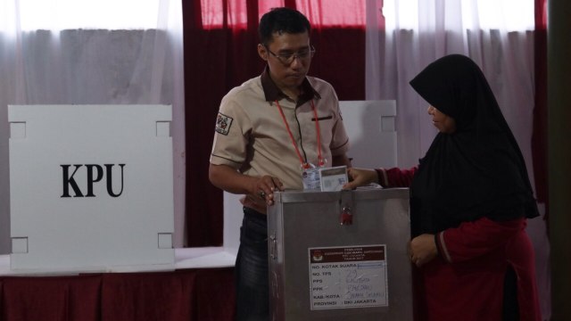 KPU Larang Pemilih Selfie di Bilik Suara