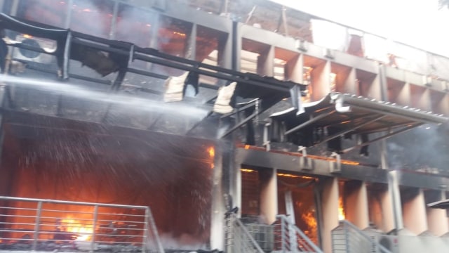 Gedung SBM ITB Terbakar