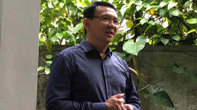 Foto: Penampilan Perdana Ahok usai Keluar dari Mako Brimob