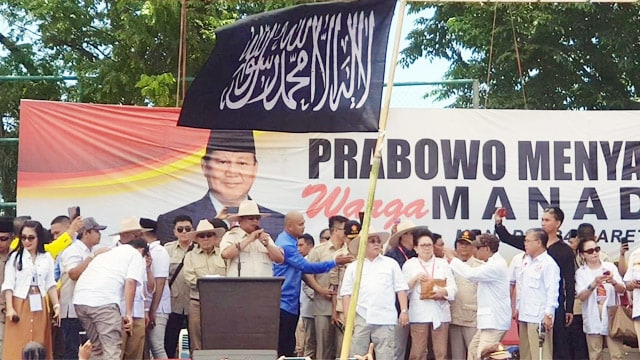 Kontroversi Prabowo di Manado, Minum Kopi Saat Adzan Hingga Gempa Bumi