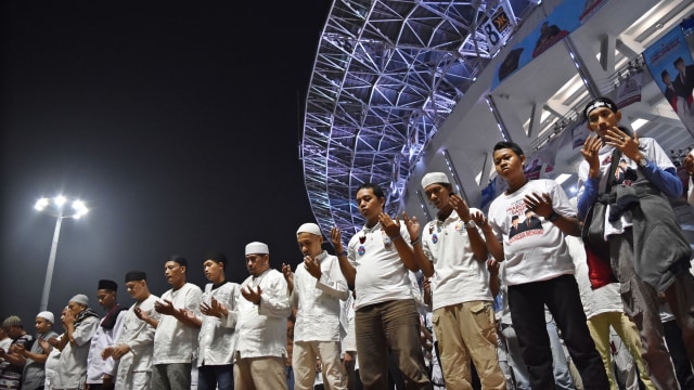 Foto: Lautan Massa Prabowo-Sandi Putihkan GBK