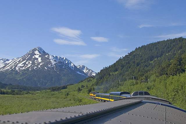 5 Rute Kereta Dengan Pemandangan Super Scenic