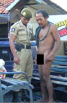 masih-ingat-anak-yg-telanjang-diwarnet-begini-ceritanya