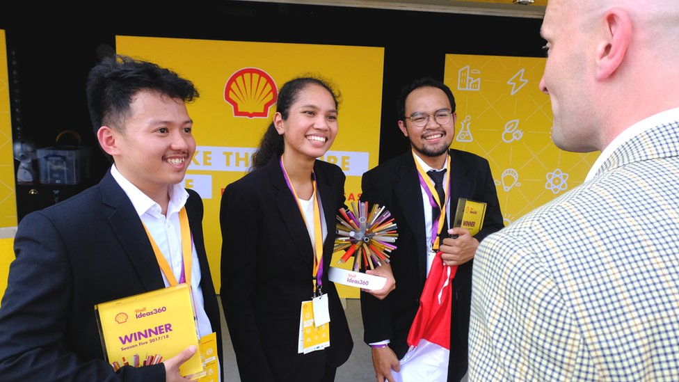 Mahasiswa RI Juara Dunia Teknologi Mobil Bahan Bakar Sampah Plastik