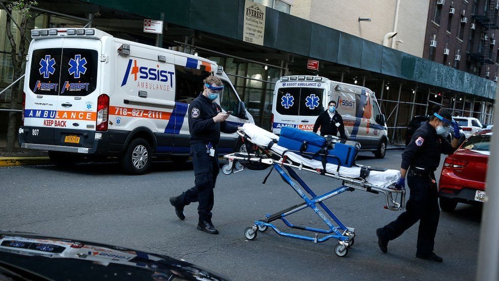 Paramedis di New York Saat Pandemi Corona: 'Seperti Serangan 9/11 Setiap Hari'