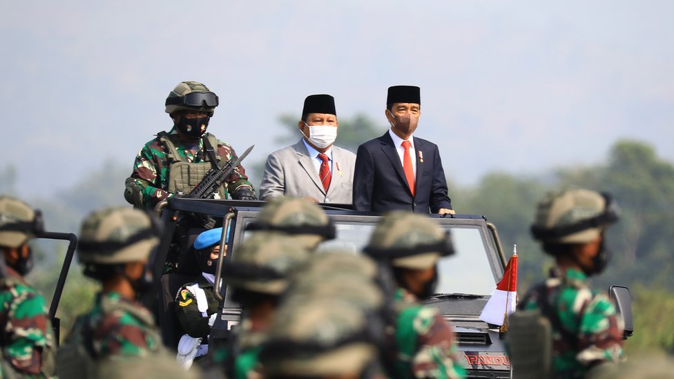 banyak-orang-indonesia-ogah-dipimpin-presiden-dari-kalangan-militer-dan-polisi