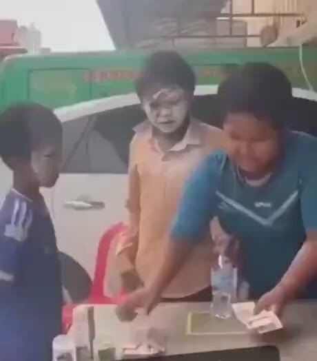 https://c.kaskus.id/media/videos/thumbnail/1dbhr_thumbnail.jpg