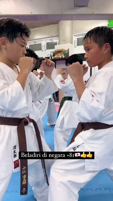 https://c.kaskus.id/media/videos/thumbnail/28a9r_thumbnail.jpg