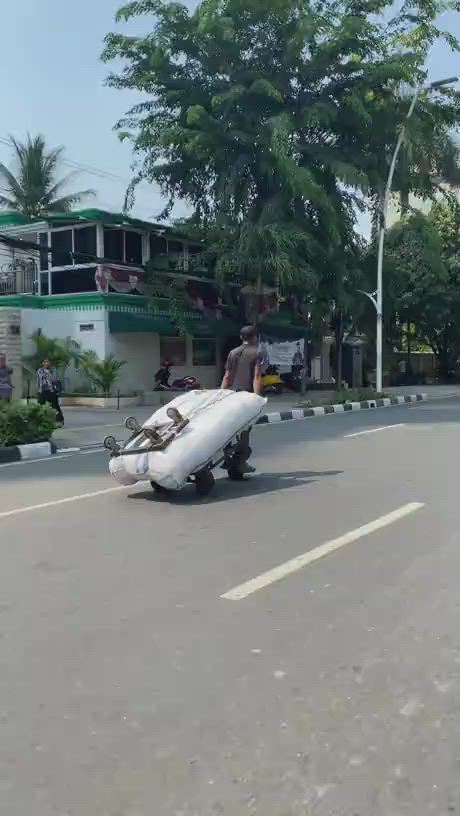 https://c.kaskus.id/media/videos/thumbnail/2gzku_thumbnail.jpg
