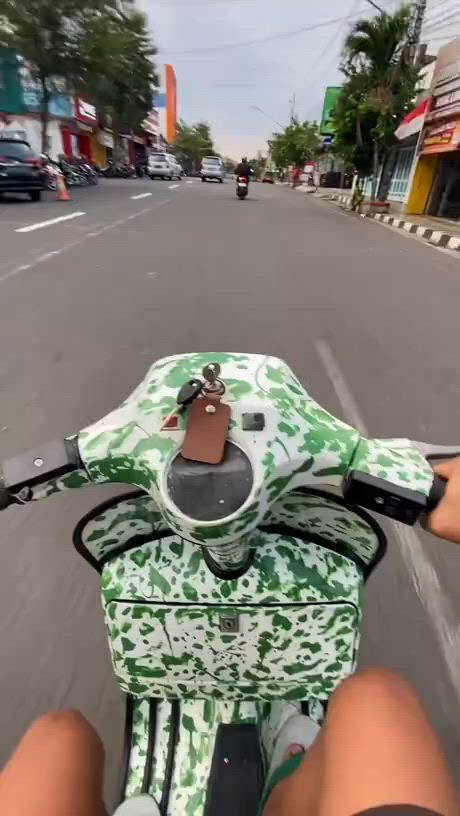 https://c.kaskus.id/media/videos/thumbnail/5oeeq_thumbnail.jpg