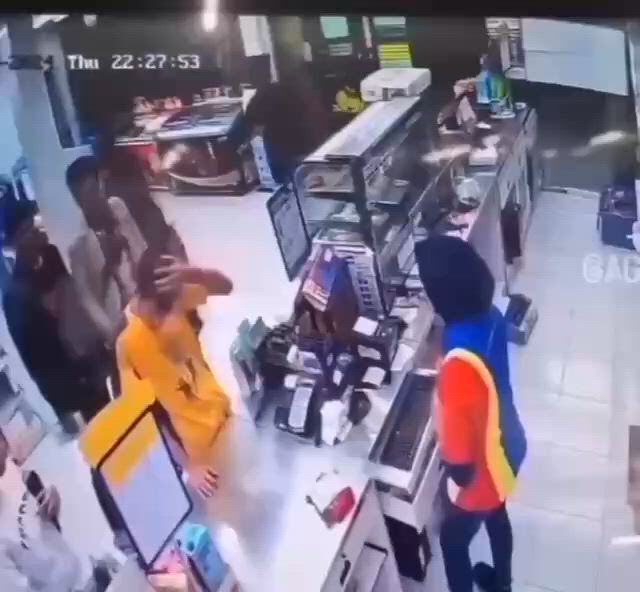 https://c.kaskus.id/media/videos/thumbnail/8od3h_thumbnail.jpg