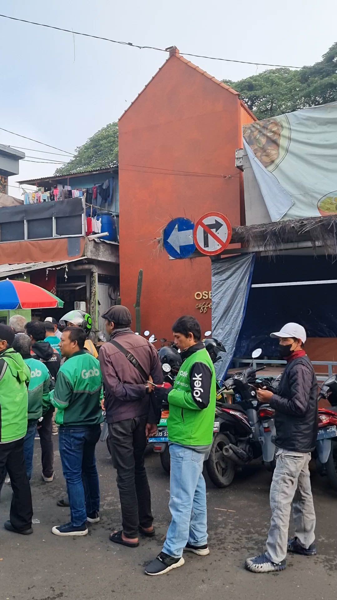 https://c.kaskus.id/media/videos/thumbnail/aoxhe_thumbnail.jpg