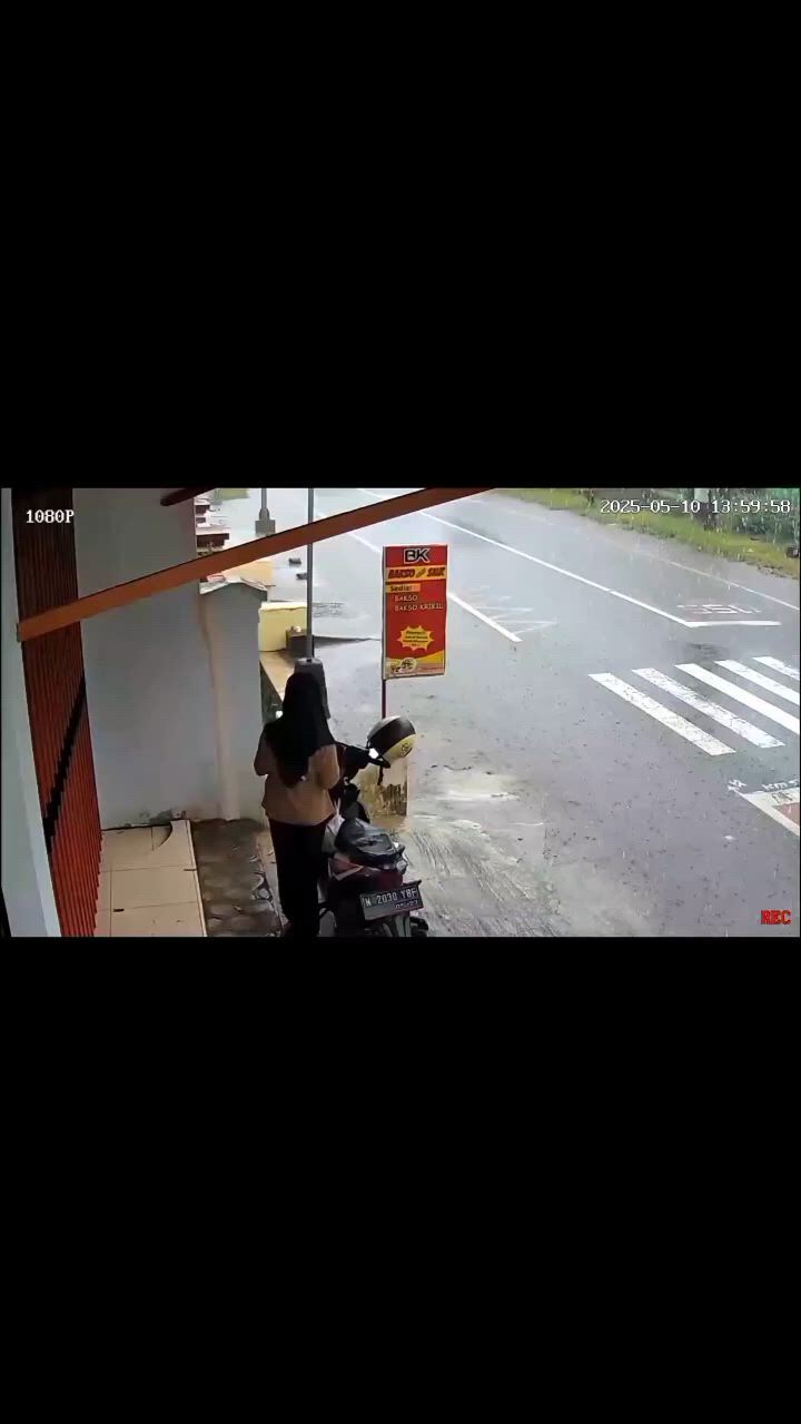 https://c.kaskus.id/media/videos/thumbnail/ctuqk_thumbnail.jpg