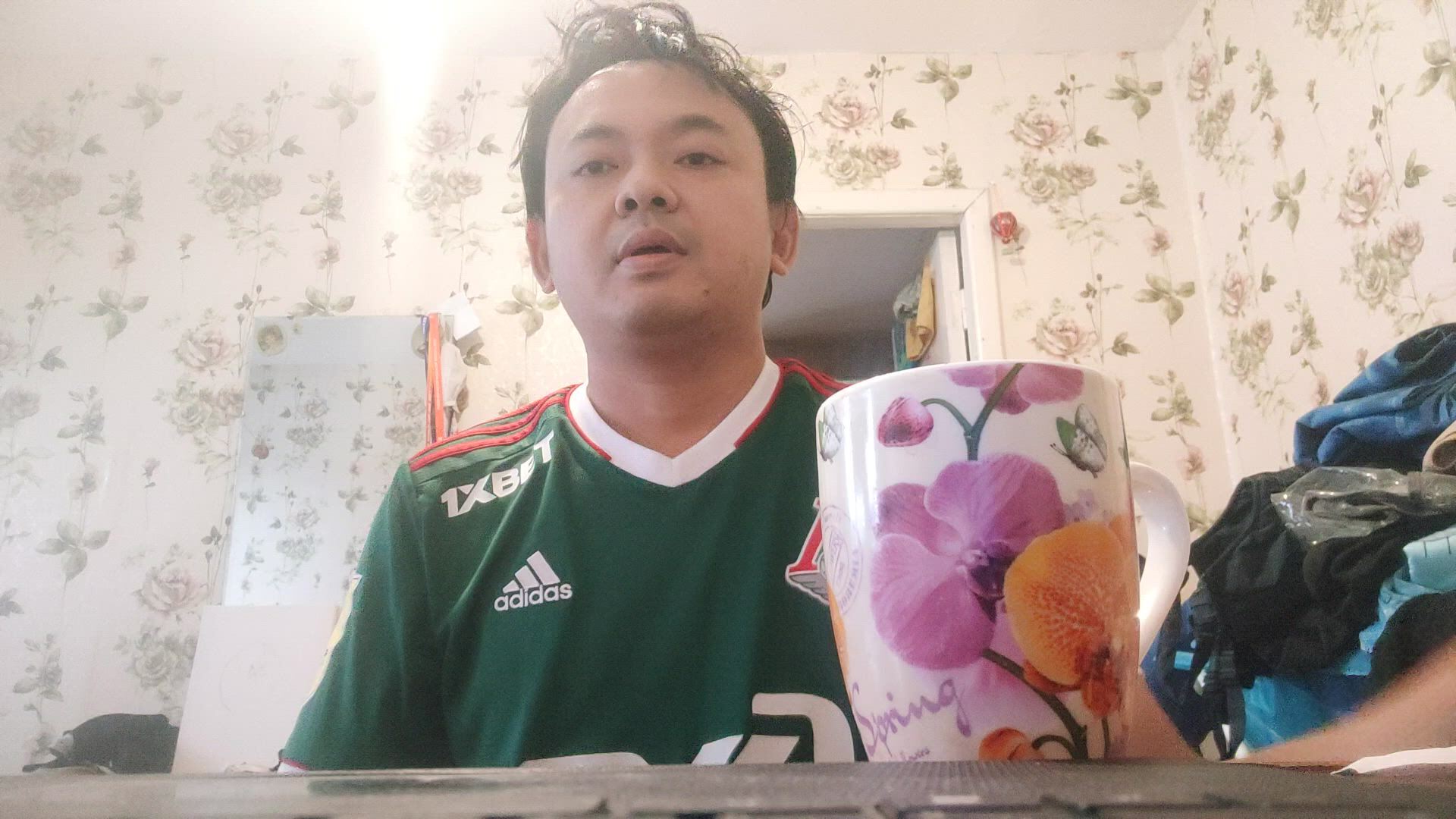 https://c.kaskus.id/media/videos/thumbnail/em9gi_thumbnail.jpg