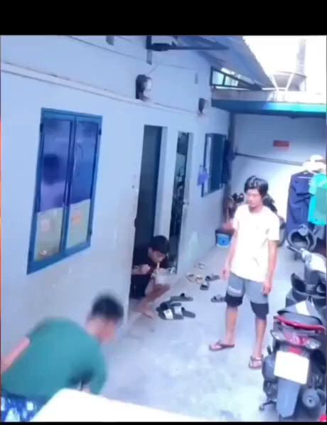 https://c.kaskus.id/media/videos/thumbnail/iz0pu_thumbnail.jpg
