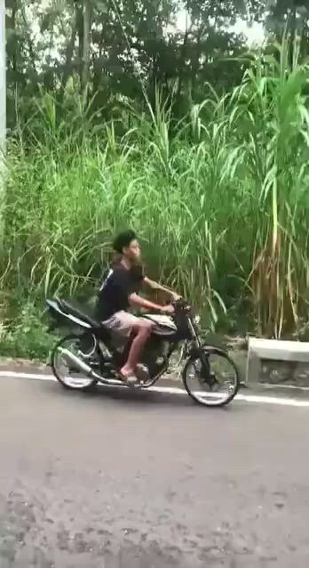 https://c.kaskus.id/media/videos/thumbnail/kfle1_thumbnail.jpg