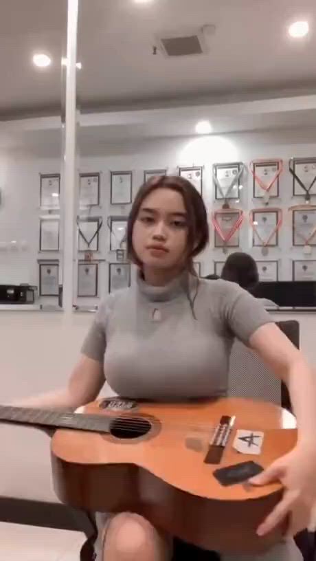 https://c.kaskus.id/media/videos/thumbnail/m8ywl_thumbnail.jpg