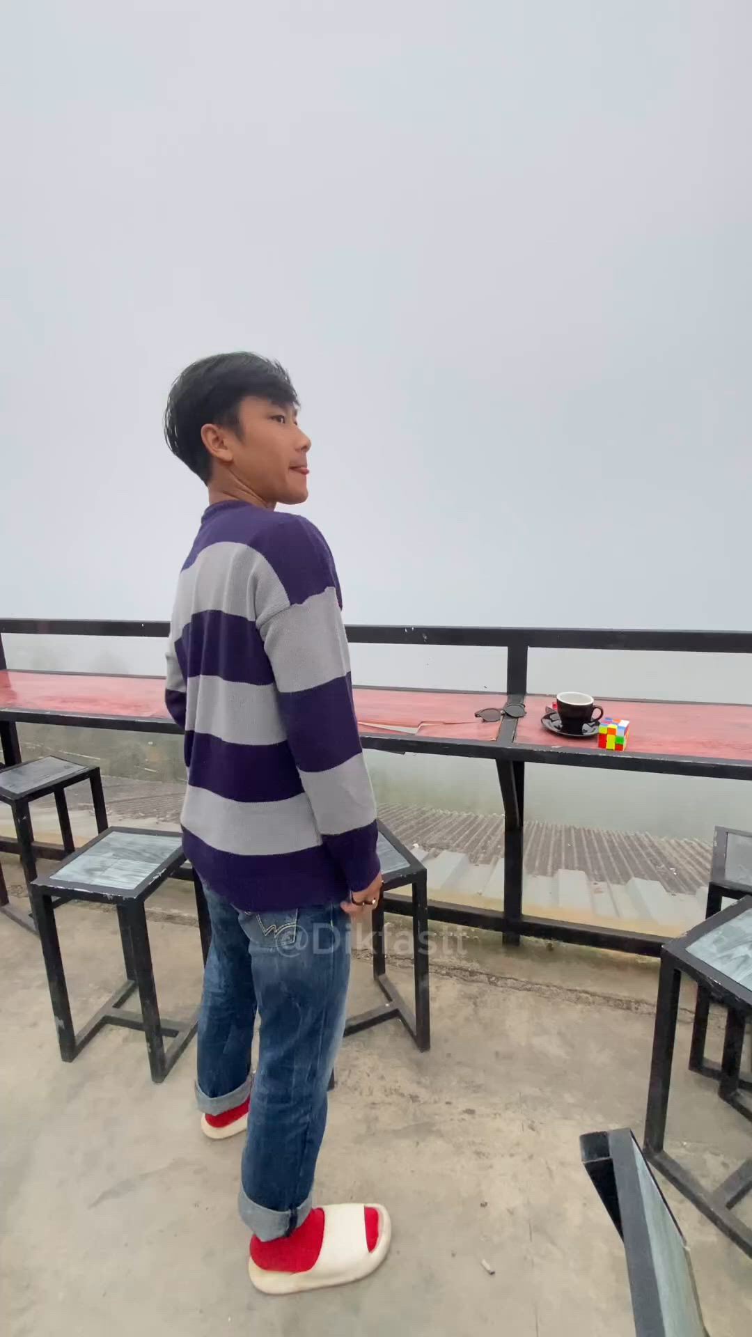 https://c.kaskus.id/media/videos/thumbnail/oq1je_thumbnail.jpg