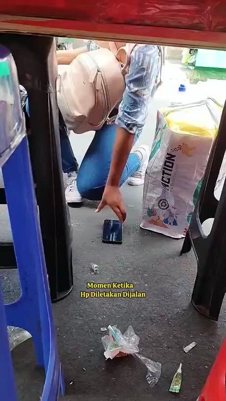 https://c.kaskus.id/media/videos/thumbnail/p18cy_thumbnail.jpg