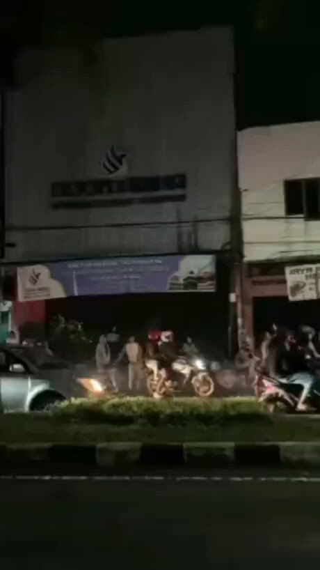 https://c.kaskus.id/media/videos/thumbnail/qhqaw_thumbnail.jpg