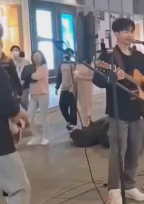 https://c.kaskus.id/media/videos/thumbnail/qsw6l_thumbnail.jpg