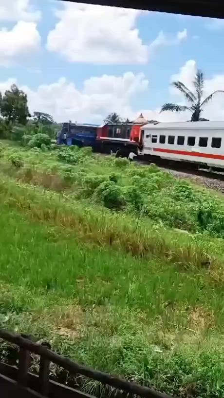 https://c.kaskus.id/media/videos/thumbnail/syu1w_thumbnail.jpg
