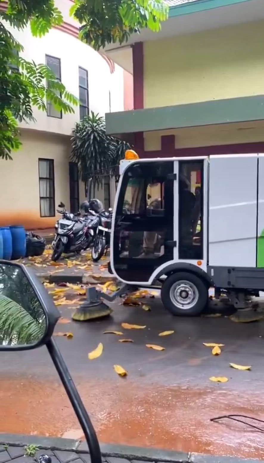 https://c.kaskus.id/media/videos/thumbnail/wqxbl_thumbnail.jpg