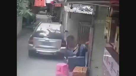 https://c.kaskus.id/media/videos/thumbnail/zgl3x_thumbnail.jpg