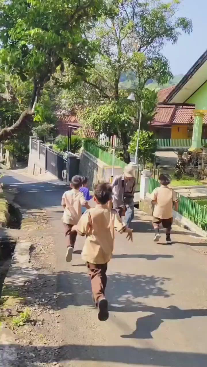 https://c.kaskus.id/media/videos/thumbnail/zmmqw_thumbnail.jpg