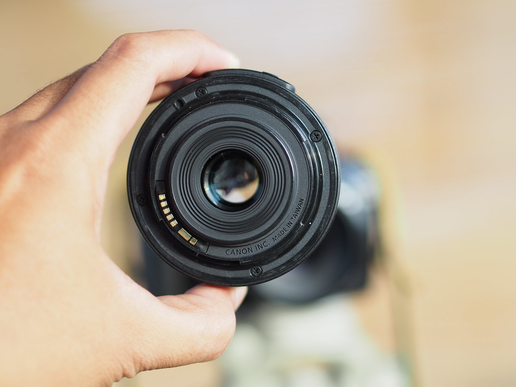 &#91;WTS&#93;CANON EOS 1100D + Kit + 50mm