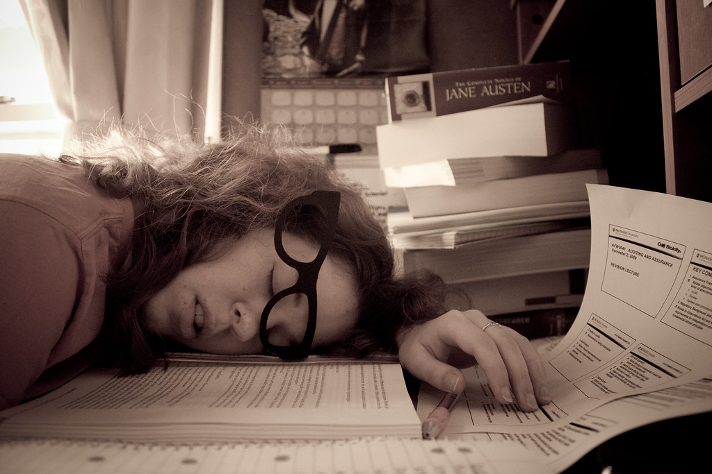 Feeling Exhausted ? Cepet-cepet istirahat Gan-Sis !!!