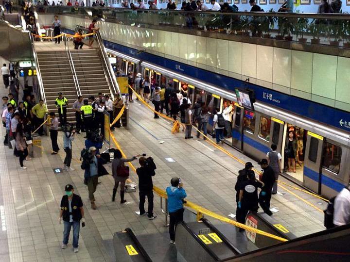 Pembunuhan oleh Seorang Physco di MRT Taipei, Taiwan