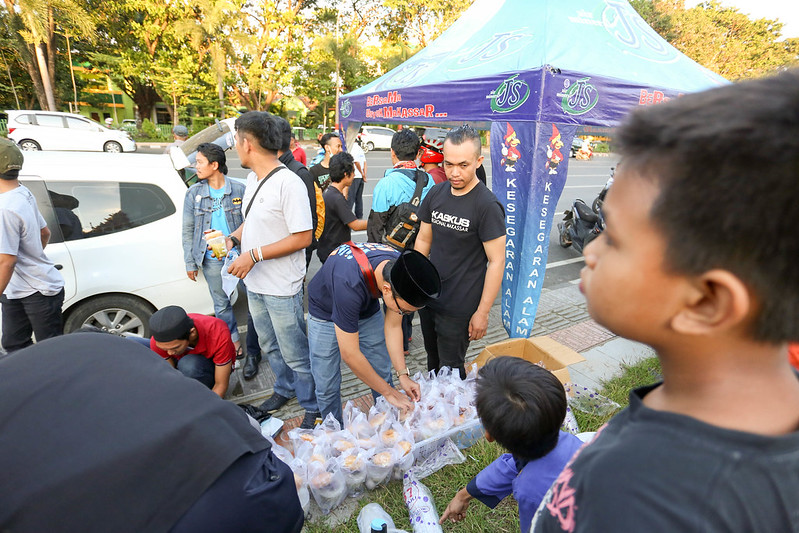 KASKUS MAKASSAR - FR CENDOLIN 2017 &quot;NYENDOL PAKE DONAT AMA KURMA!&quot;