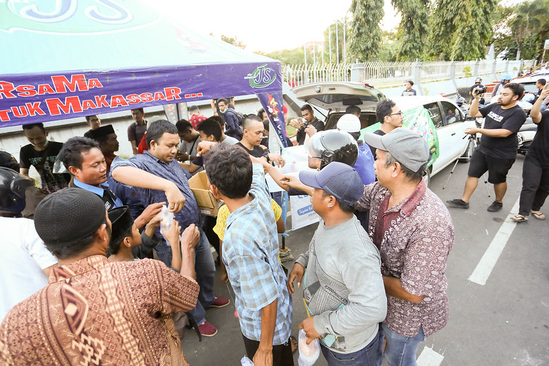 KASKUS MAKASSAR - FR CENDOLIN 2017 &quot;NYENDOL PAKE DONAT AMA KURMA!&quot;