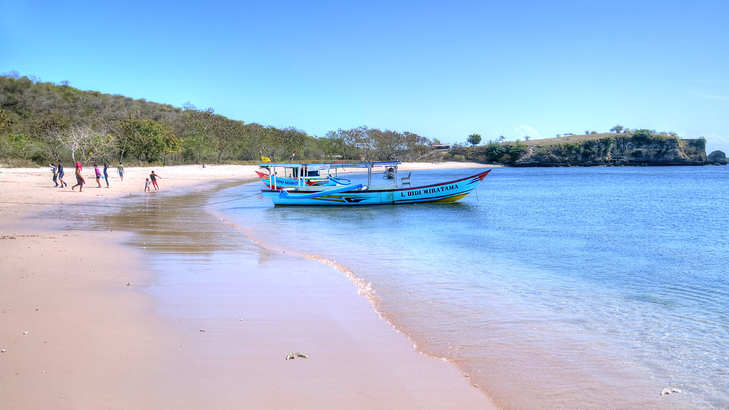 Bukan Bali, Tempat-Tempat Inilah yang Jadi Destinasi Traveling Favorit Millenials