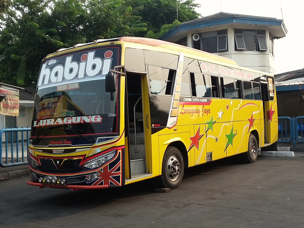 Inilah Bus-Bus &quot;Raja Jalanan&quot; Indonesia