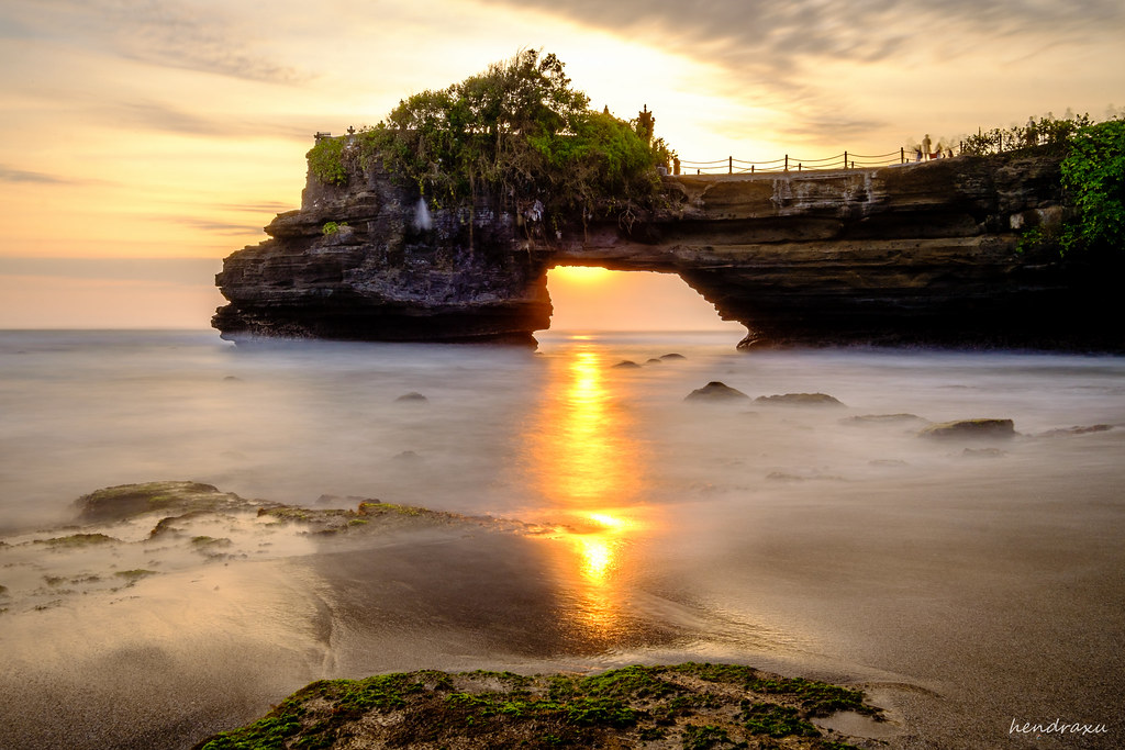 10 Tempat Wisata di Lombok yang Wajib Dikunjungi