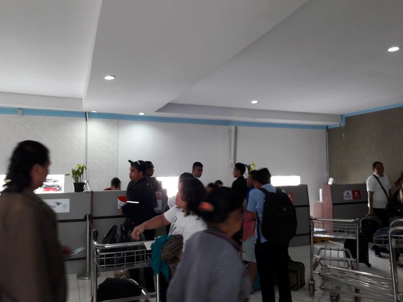Inilah Rasanya Naik Pesawat dari BANDARA SILANGIT, Kampung Halamanku