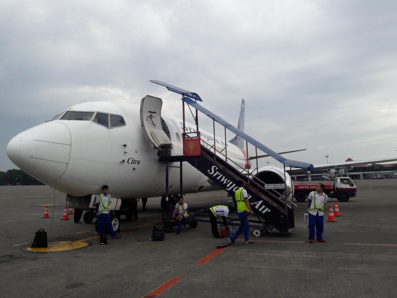 Inilah Rasanya Naik Pesawat dari BANDARA SILANGIT, Kampung Halamanku