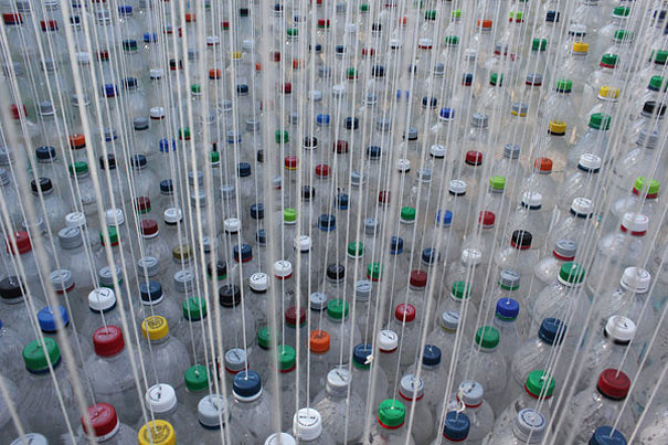 Kerajinan Botol Plastik Bekas 