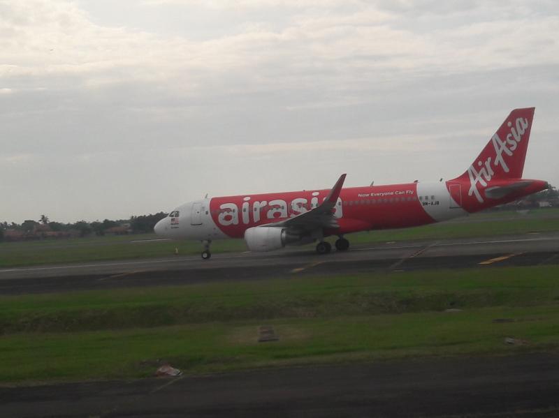 Inilah Rasanya Naik Pesawat dari BANDARA SILANGIT, Kampung Halamanku