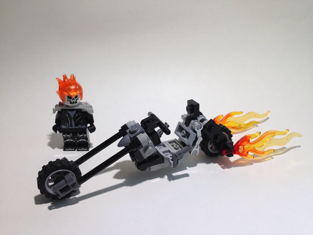 Lucunya Tokoh-Tokoh Lego Ini